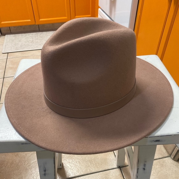 Lack of Color Sz M - Picture 2 of 4